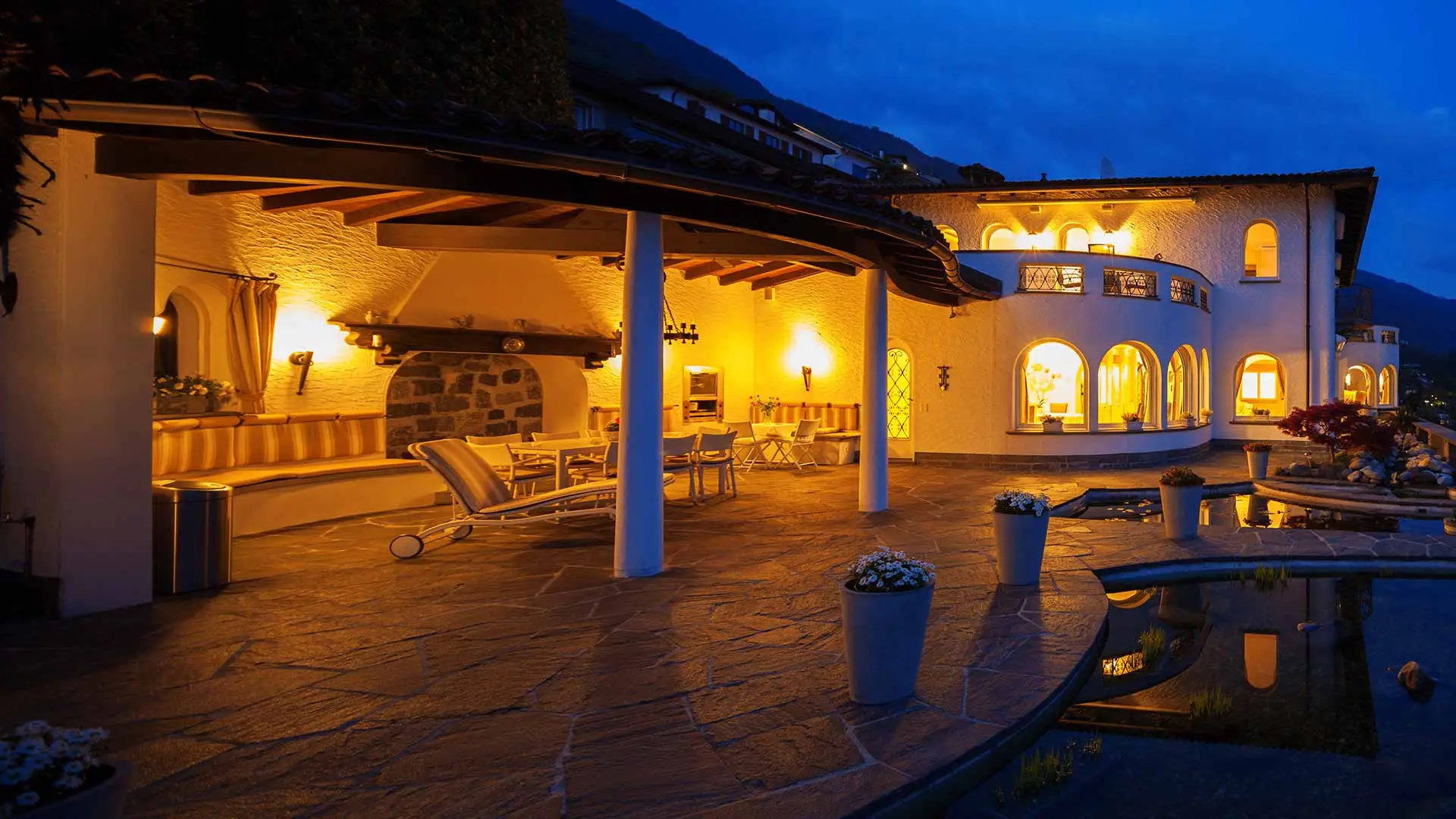 Custom outdoor lighting installation in Bristow, VA.